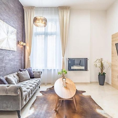 Splendid Perfectly Located Flat With Sauna Apartment Budapest Ngoại thất bức ảnh