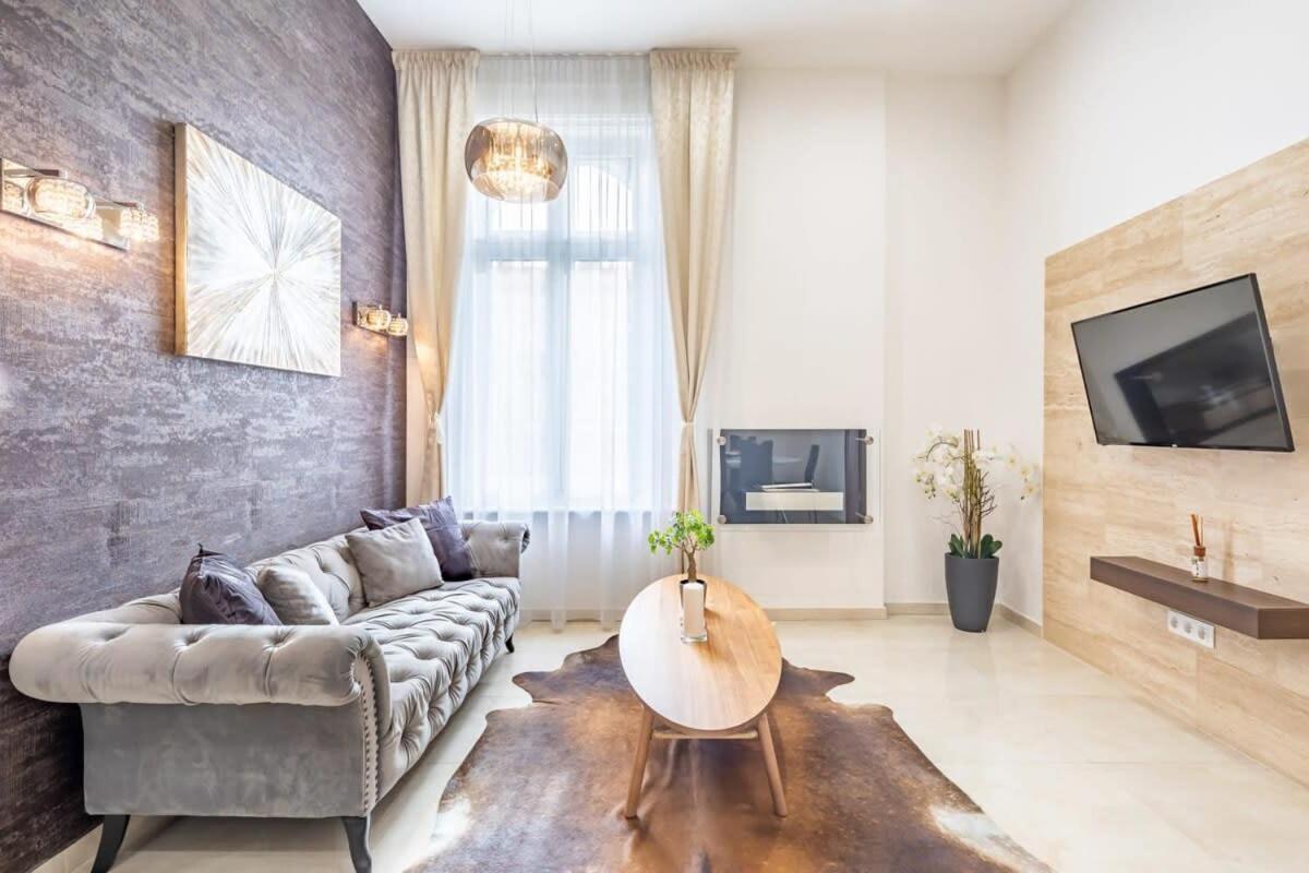 Splendid Perfectly Located Flat With Sauna Apartment Budapest Ngoại thất bức ảnh